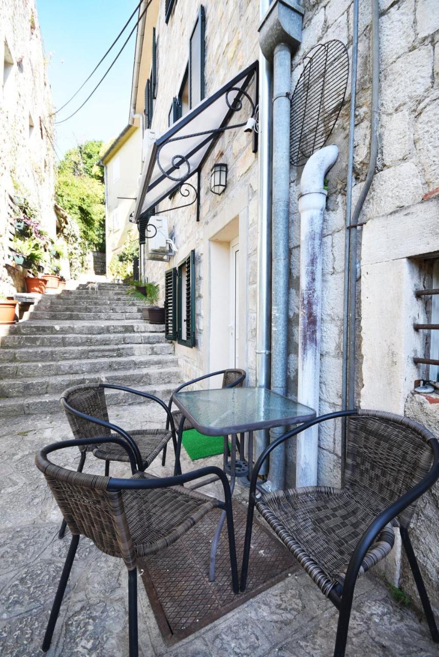 Vila Kula 1830 Apartments Herceg Novi Exterior photo