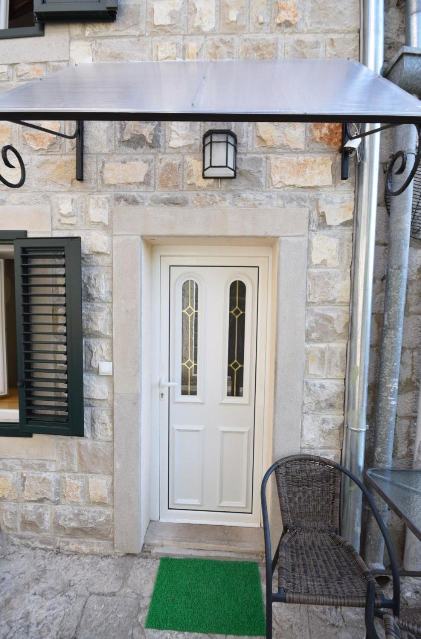 Vila Kula 1830 Apartments Herceg Novi Exterior photo