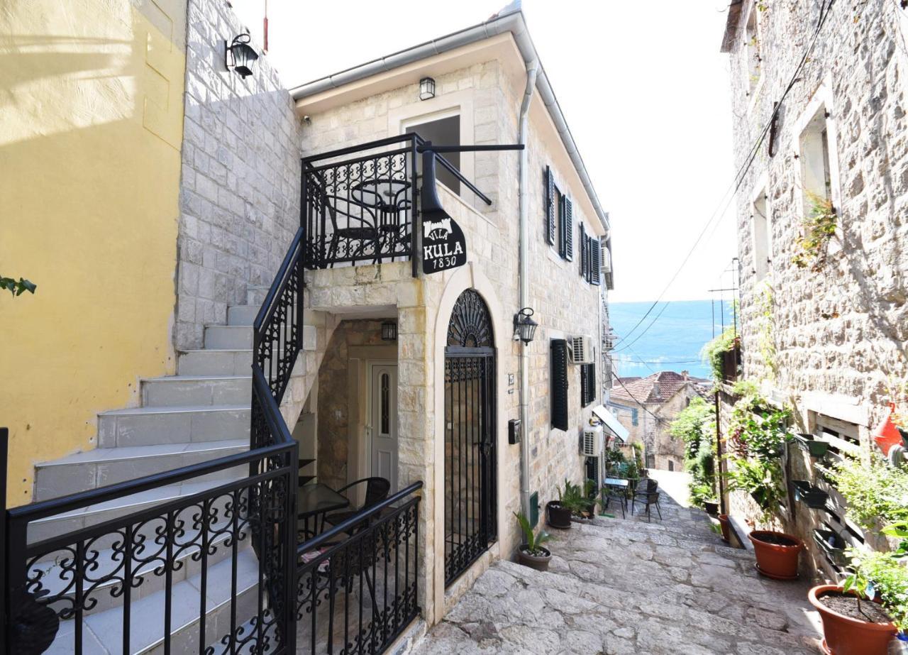 Vila Kula 1830 Apartments Herceg Novi Exterior photo