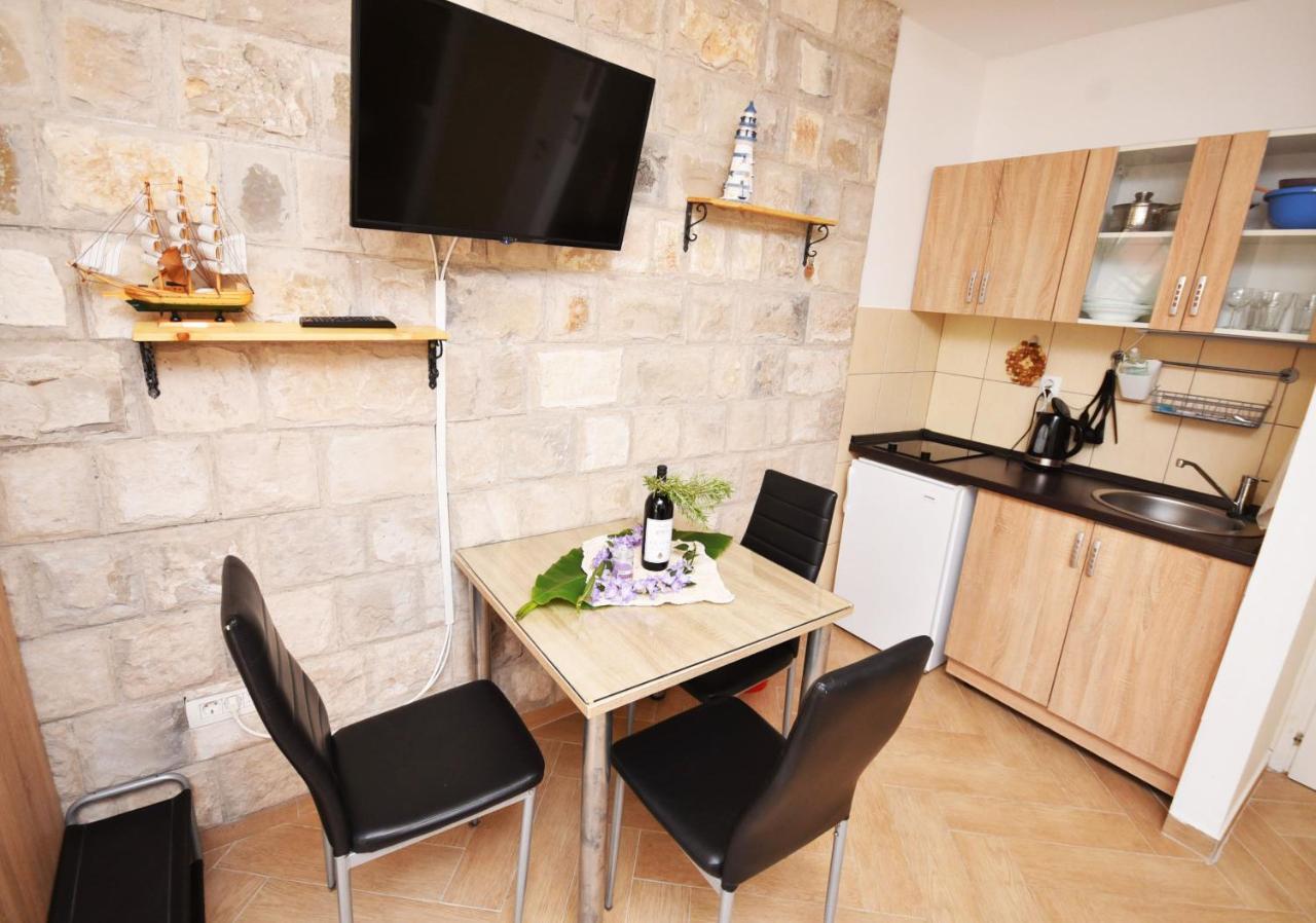 Vila Kula 1830 Apartments Herceg Novi Exterior photo